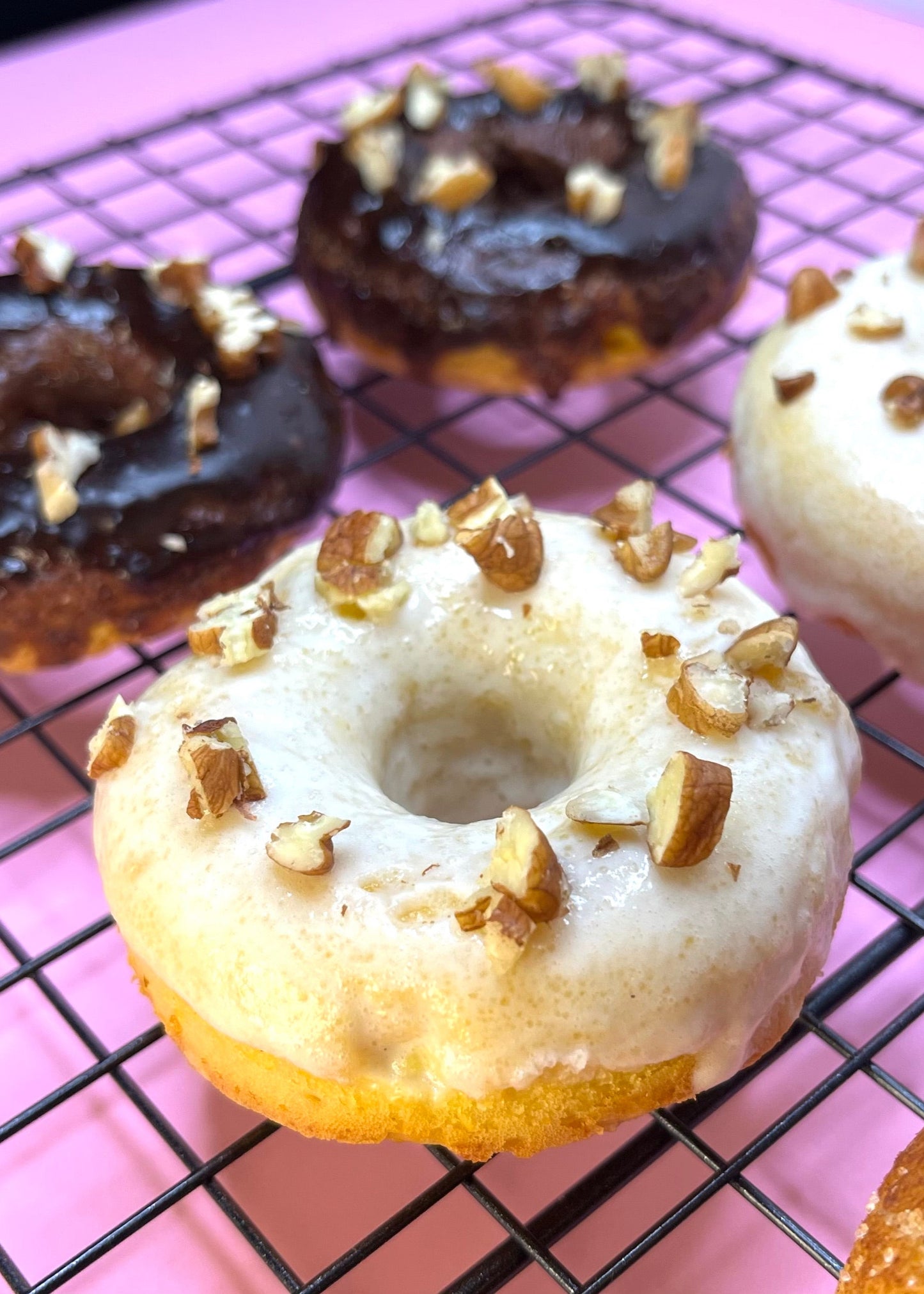 Keto Vanilla donut – diabetic-friendly, sugar-free, gluten-free, ideal for weight loss and low-carb lifestyles.